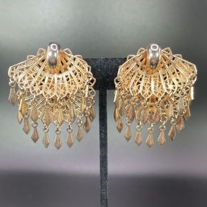Vintage Gold Filigree Fan 2 Layer Dangle Fringe Clip On Earrings (1950s)